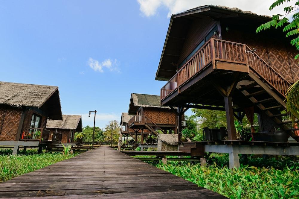 Hotel The Gemalai Village 3*